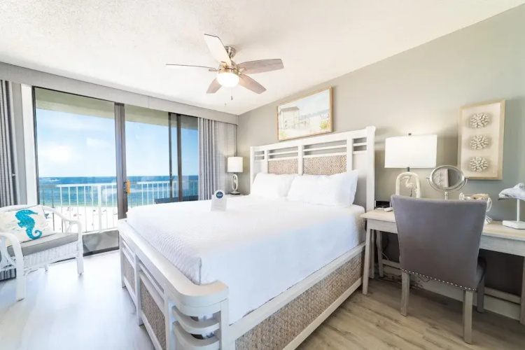 Seaside Beach & Racquet 4708