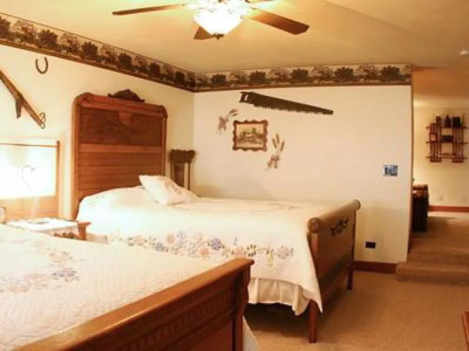 Anniversary House Bed and Breakfast