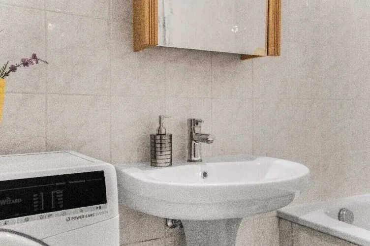2BR Apt Next to Vienna Vibrant Center