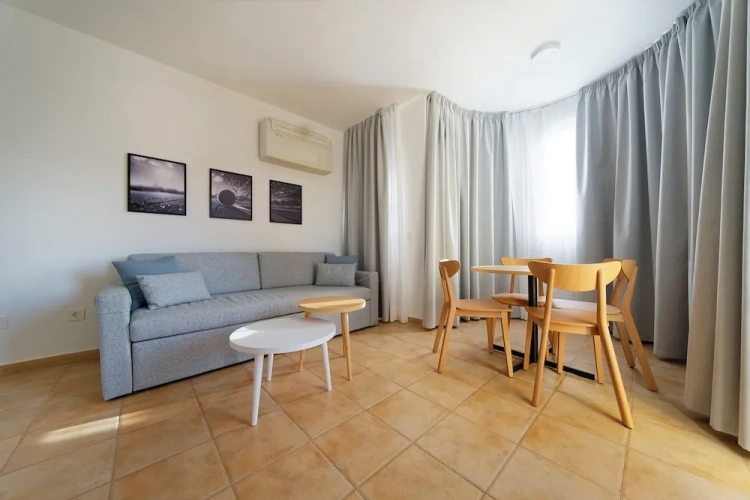 1 Bedroom Premium Apartment