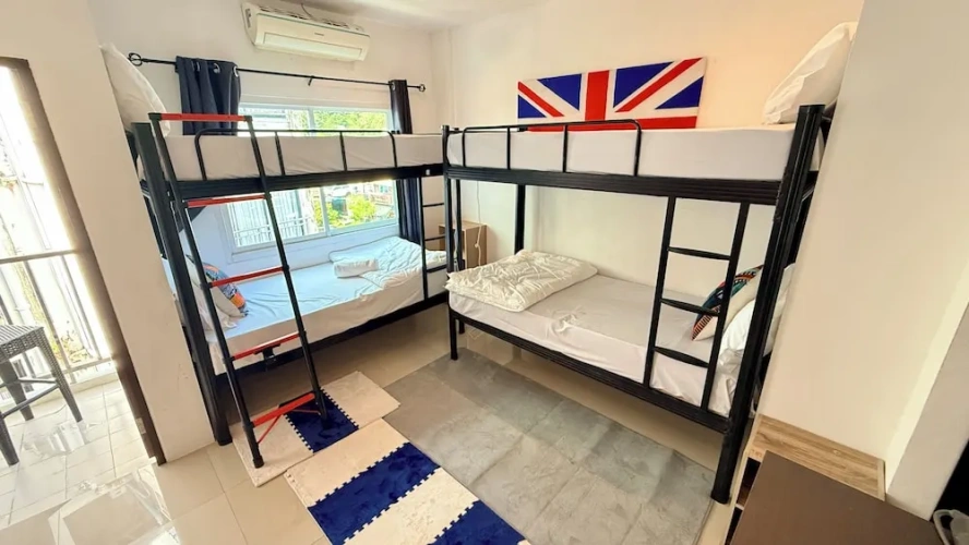 Standard Quadruple room with balcony