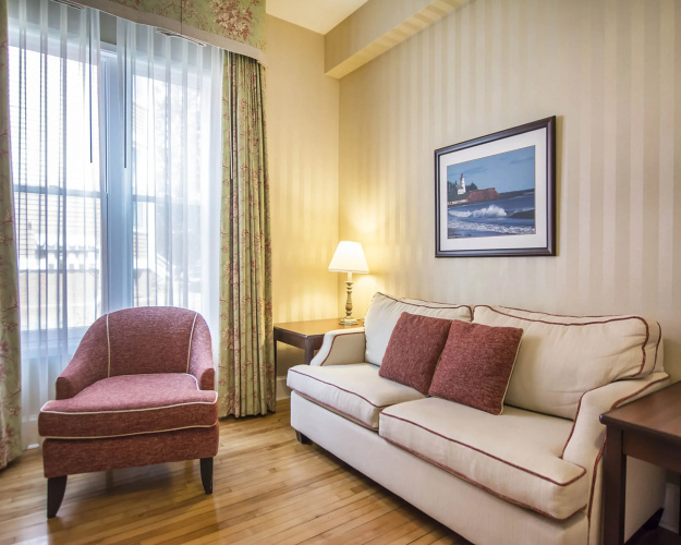 Quality Inn & Suites Downtown