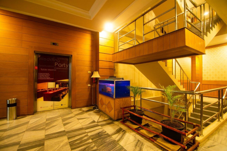 Garuda Hotel