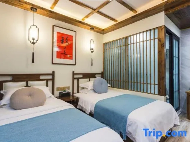 3 Bedrooms Villa