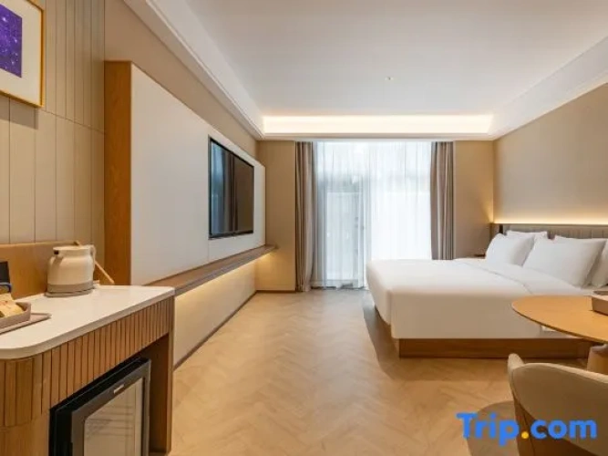 Standard Double room with courtyard view
