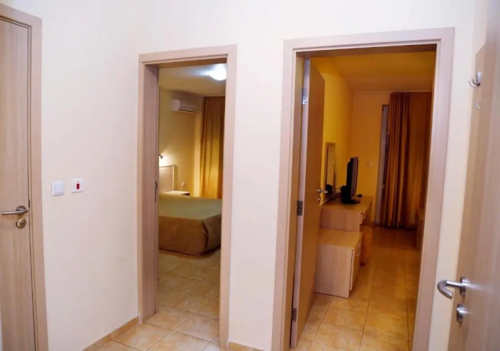 1 Bedroom Apartment with balcony