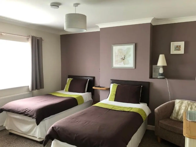 Standard Twin room