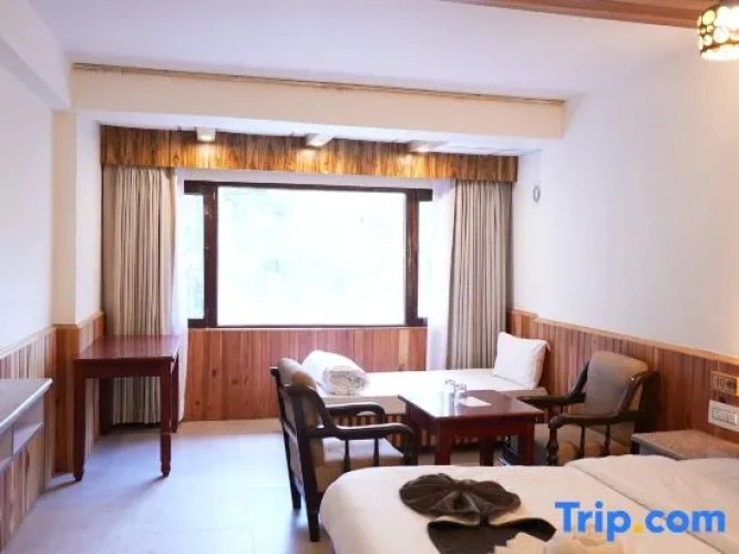 Deluxe Triple room