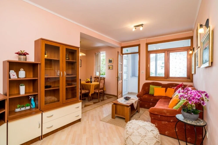 Apartment Jelena