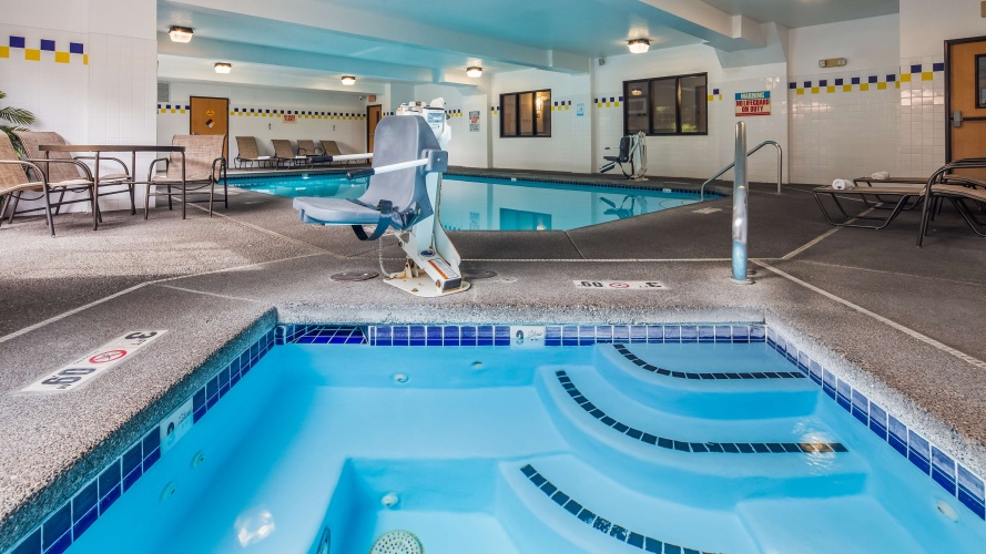 Best Western Plus Vancouver Mall Dr. Hotel & Suites photo 15