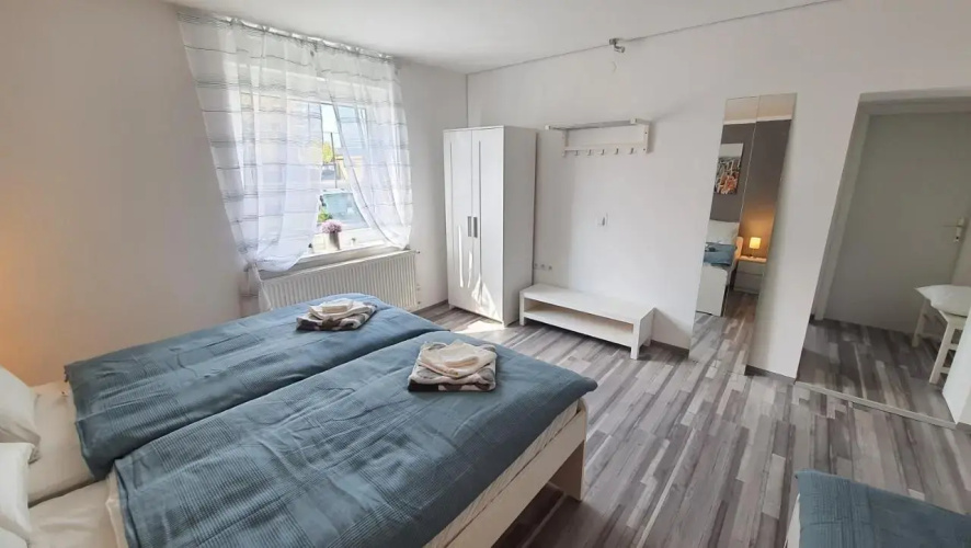 Apartma4us