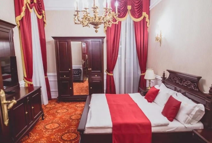 Deluxe Double room with view