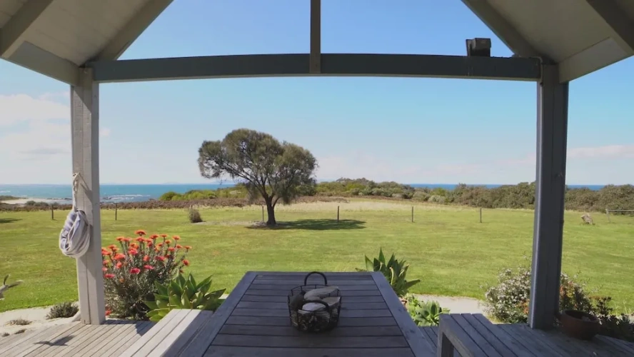 Family Cottage with ocean view
