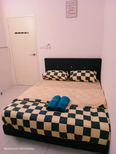 Comfortable18 3R2B 7pax Meritus Perai