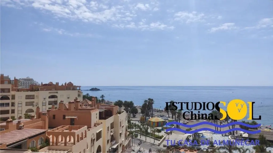 Apartment with sea view