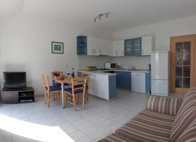 1 Bedroom Apartment with sea view