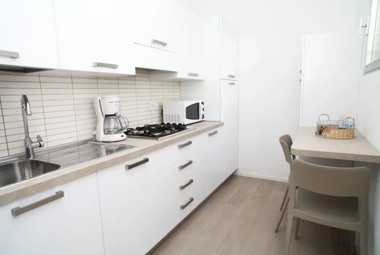 3 Bedrooms Apartment