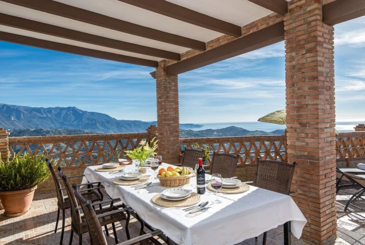 Villa