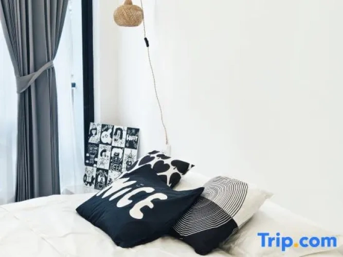 6 Bedrooms Bed in Dorm