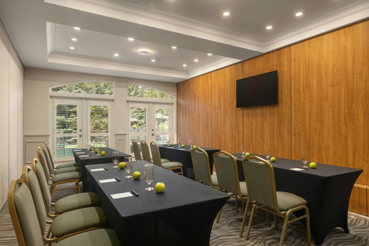 Le St-Martin Bromont Hotel & Suites photo 29
