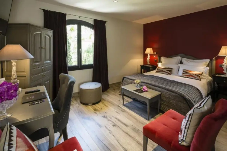 Standard Double room with garden view