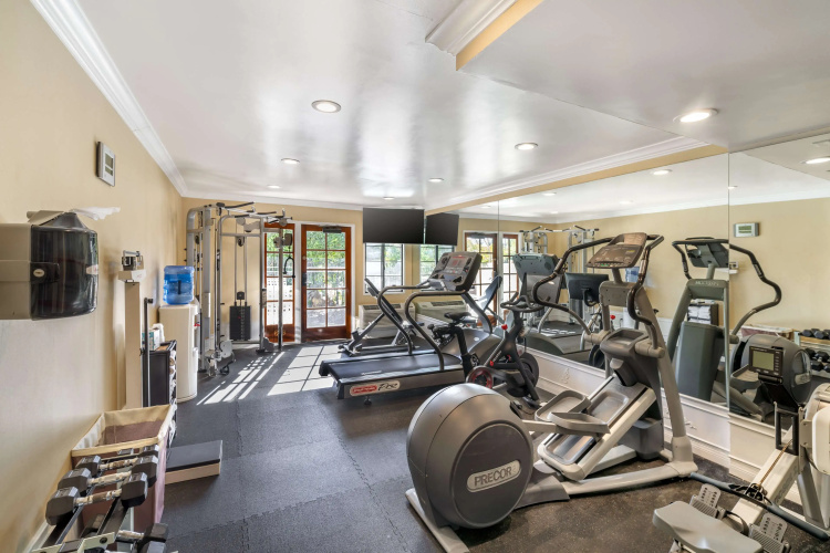Best Western Plus Carpinteria Inn photo 20