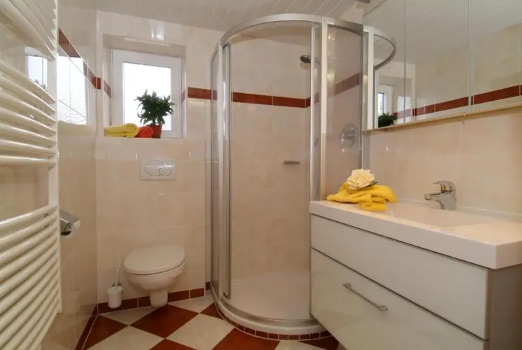 1 Bedroom Apartment with balcony and with view