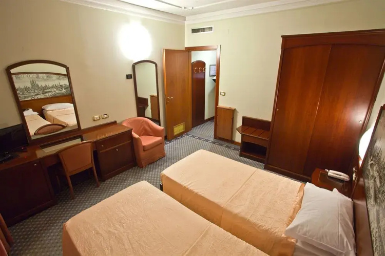 hotel mythos