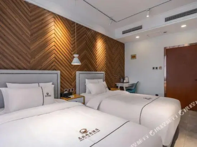 Standard Double room with courtyard view