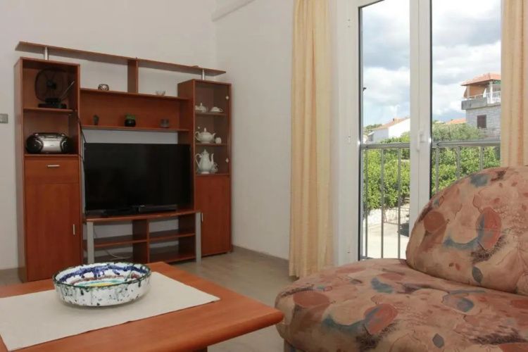 Apartment Vinko - 50m from beach