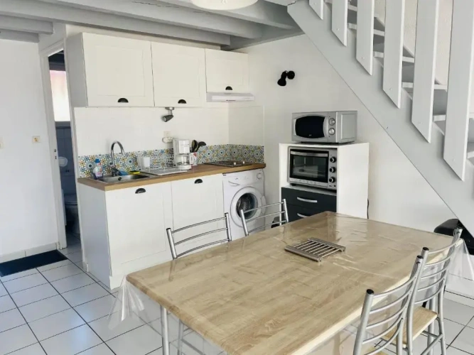 2 Bedrooms Cottage