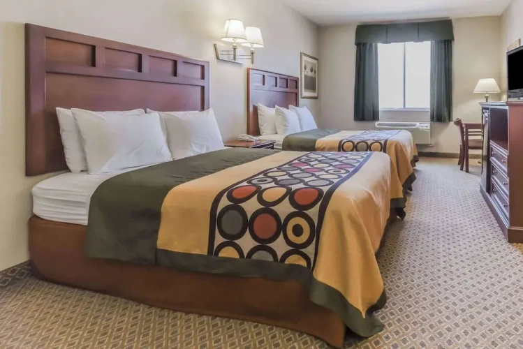 Quadruple Suite