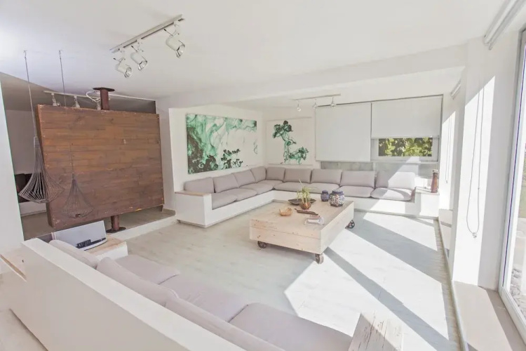 Luxe Villa San Jerónimo by Nomad Guru