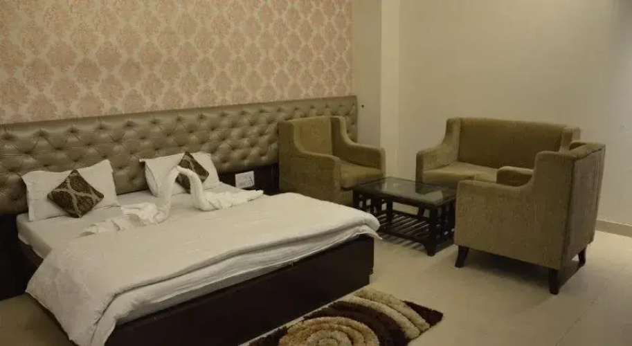 Hotel Aroma Inn