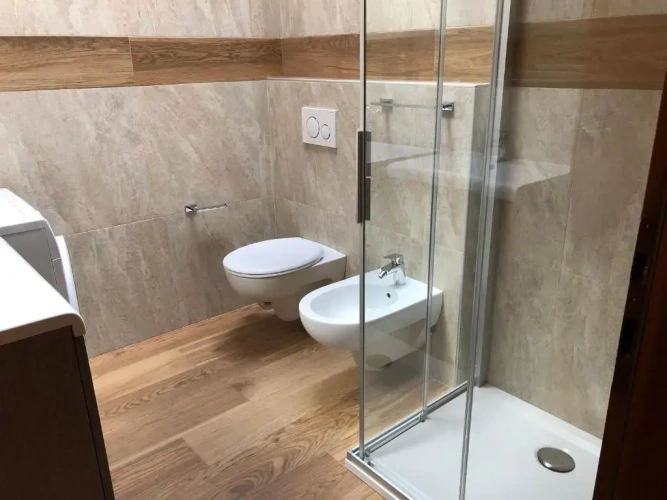 2 Bedrooms Attic Apartment