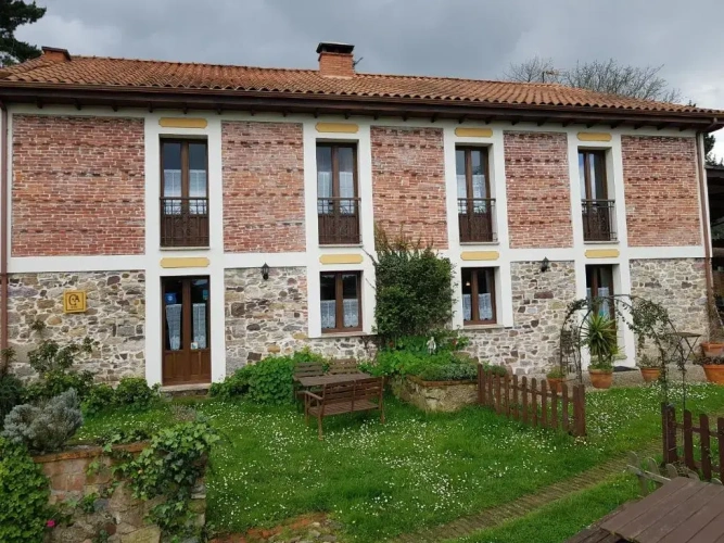 3 Bedrooms Cottage