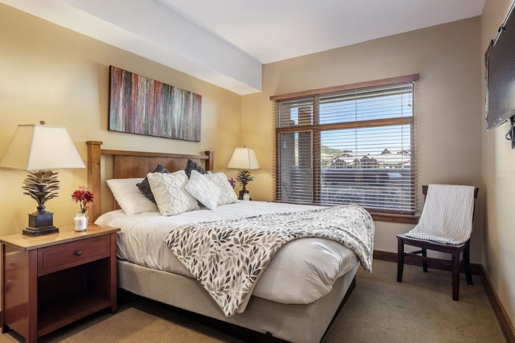 Sun Queen Suite