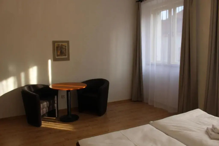 Hotel Cerny kun