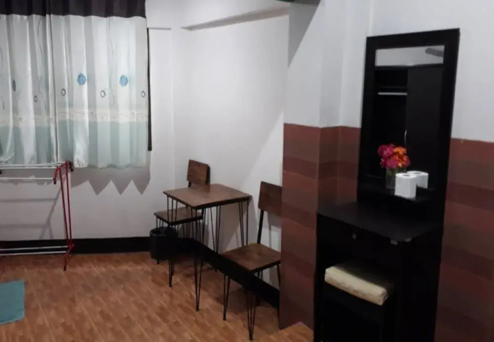 Changphuak Gate Guesthouse