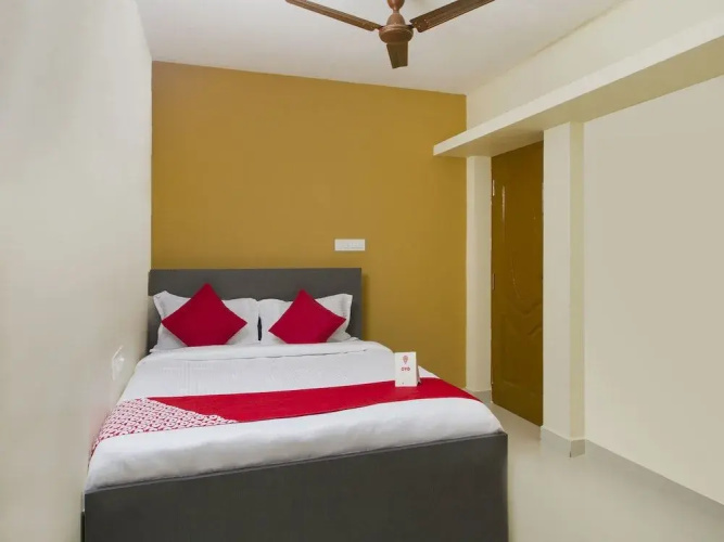 OYO 13036 Home Spacious 2BHK ECR