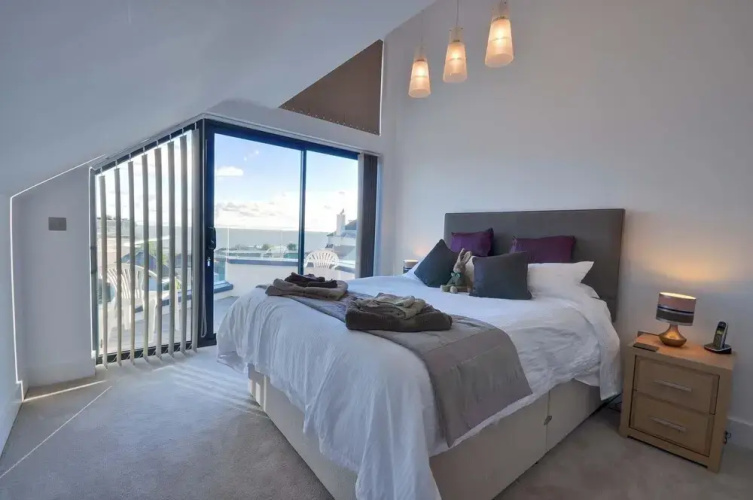 6 Sandbourne in Bournemouth