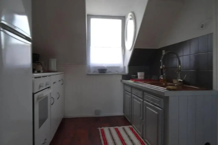 Vue mer exceptionnelle dans bourg authentique