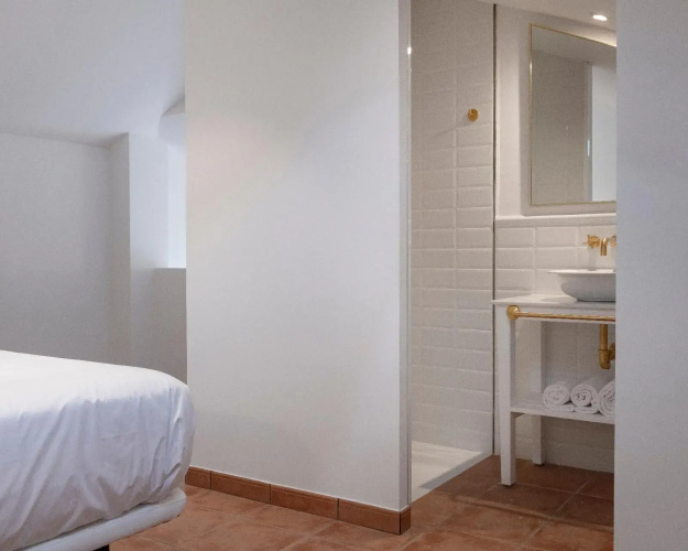 Alta House Suites
