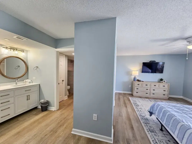 2106 Brighton 2 Bedroom Condo