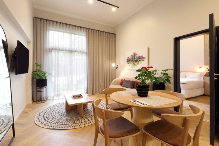 1 Bedroom Double Suite