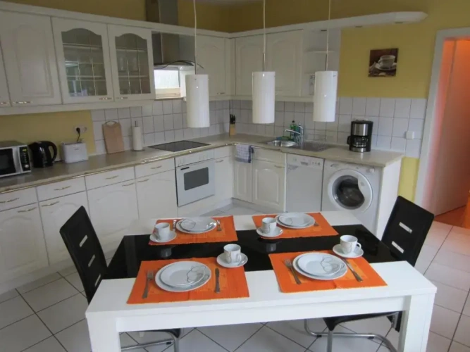 2 Bedrooms Apartment with view