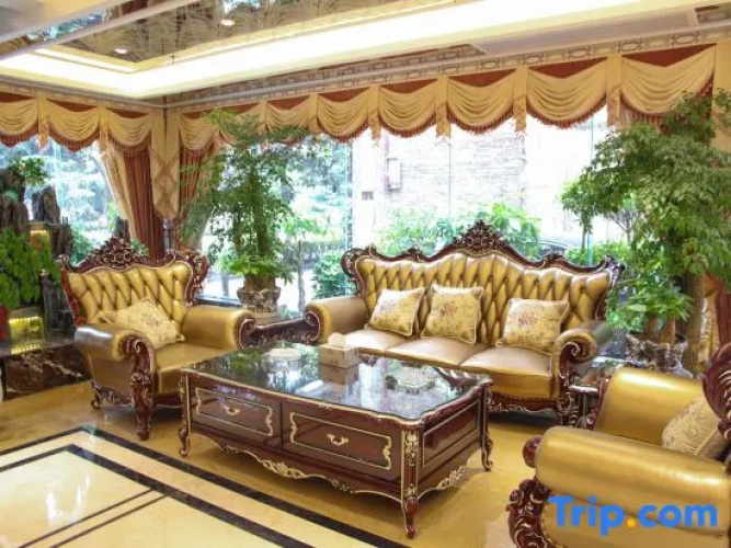 Ten Hoe Hotel