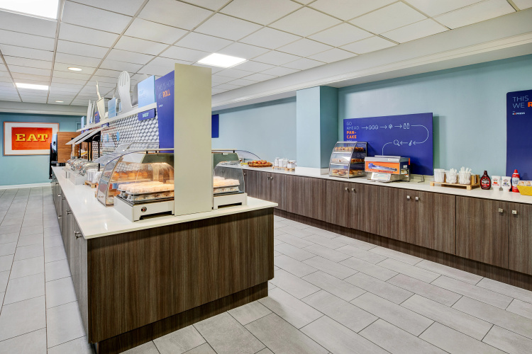 Holiday Inn Express Nashville Downtown photo 32