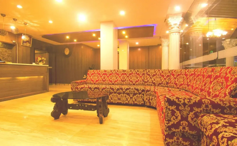 Jjs Park Inn