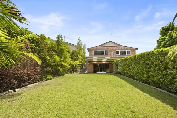 Spacious 3-bed Duplex in Leafy Seaforth
